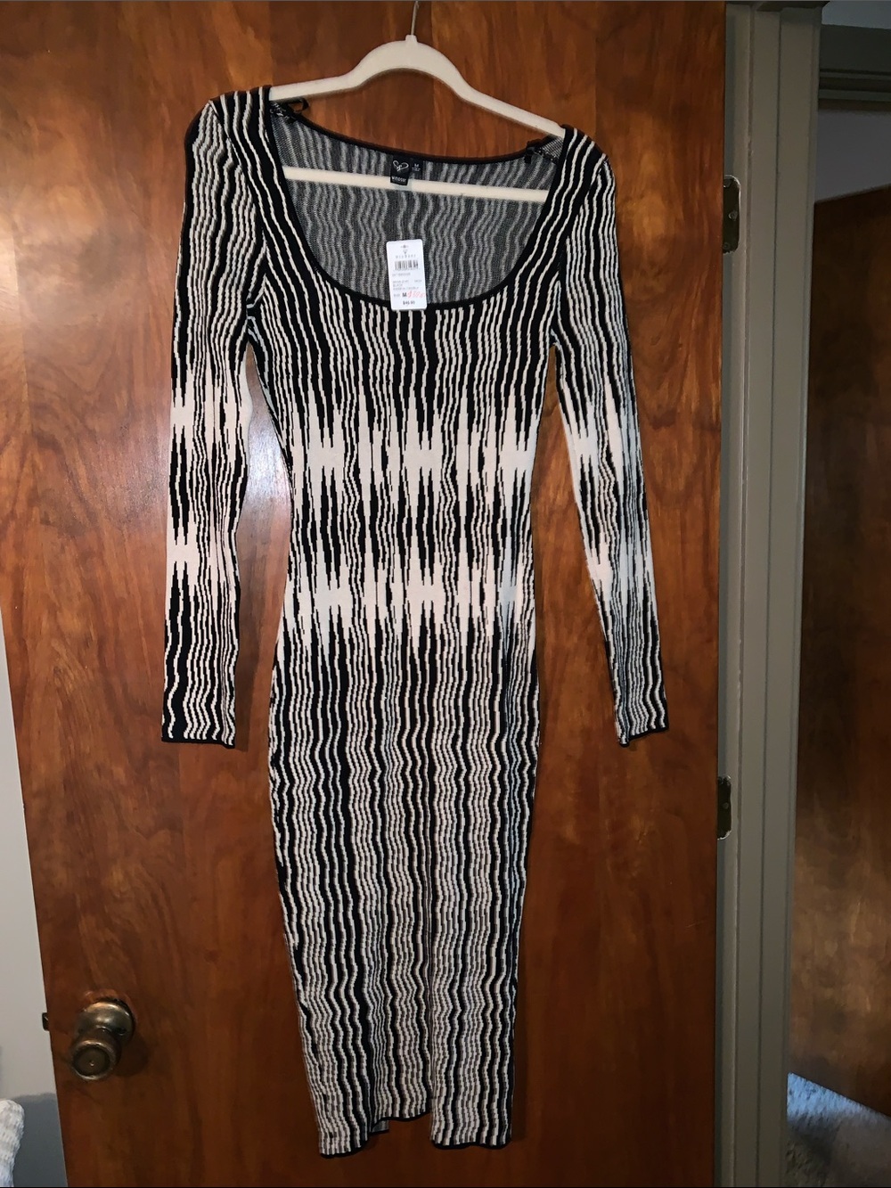 Windsor Black & White Long Sleeve Bodycon Midi Dress